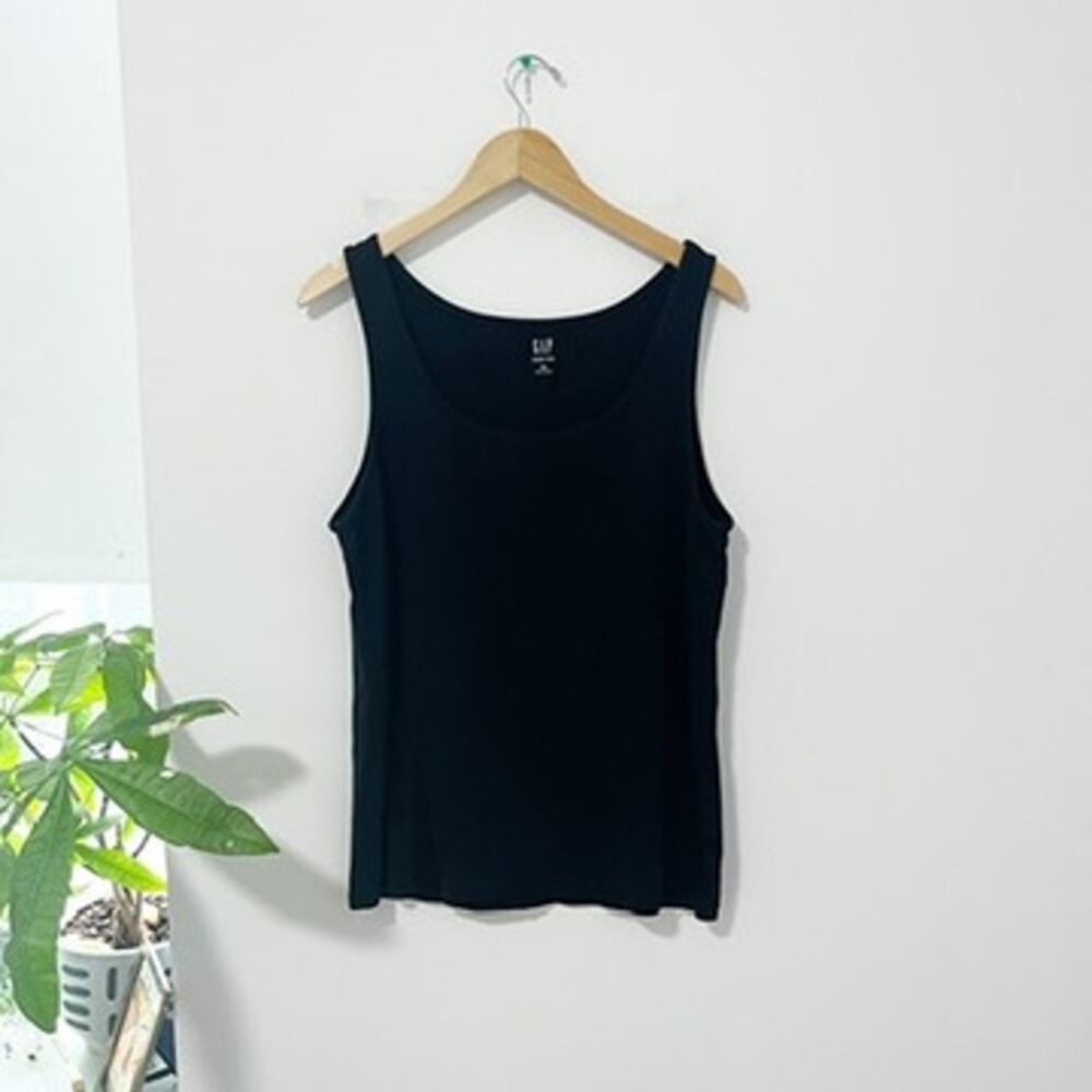 Gap Black Modern Tank Size XXL